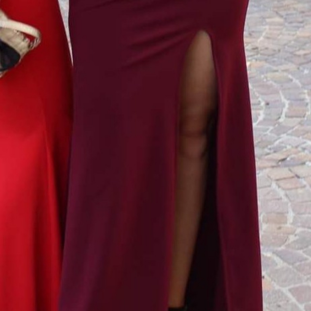 Dress - Picture 2 of 2